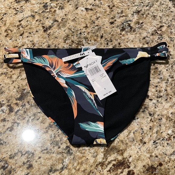 Roxy Other - Roxy Black Floral Bikini Bottom S